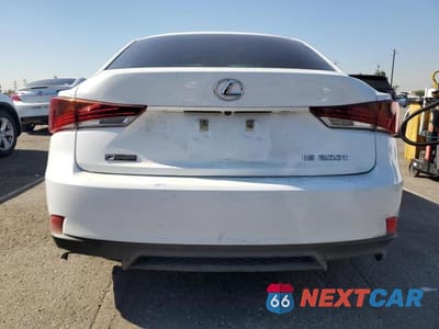 Zdjęcie 6 z 12 samochodu: 2017 LEXUS IS 200T VIN:JTHBA1D26H5052933 - miniatura