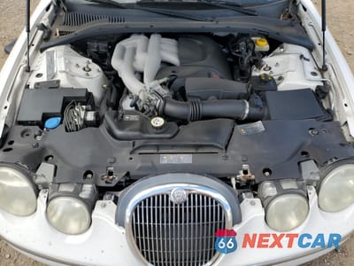 Zdjęcie 11 z 14 samochodu: 2005 JAGUAR S-TYPE VIN:SAJWA01T05FN26506 - miniatura