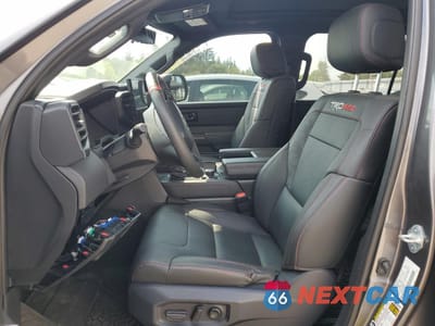 Zdjęcie 7 z 13 samochodu: 2024 TOYOTA SEQUOIA SR5 VIN:7SVAAABA6RX044074 - miniatura