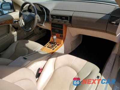 Zdjęcie 8 z 13 samochodu: 2001 MERCEDES-BENZ SL 500 VIN:WDBFA68F31F198587 - miniatura