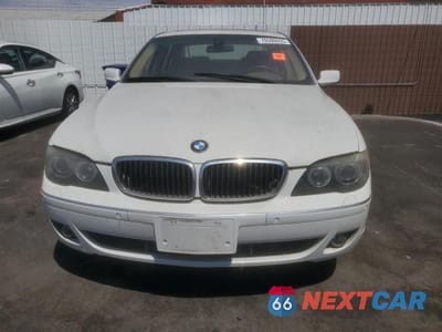 Piąte zdjęcie samochodu w środku: 2007 BMW 750 VIN:WBAHN83537DT66481 - miniatura