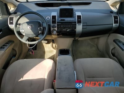 Zdjęcie 8 z 13 samochodu: 2004 TOYOTA PRIUS VIN:JTDKB20U540058919 - miniatura