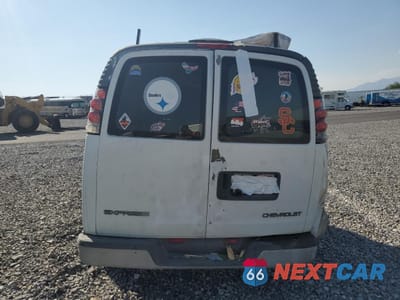 Zdjęcie 6 z 13 samochodu: 2002 CHEVROLET EXPRESS G2500 VIN:1GCFG25M321197840 - miniatura