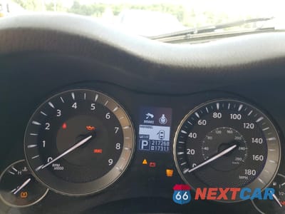 Zdjęcie 9 z 12 samochodu: 2011 INFINITI M37 VIN:JN1BY1AP8BM320698 - miniatura