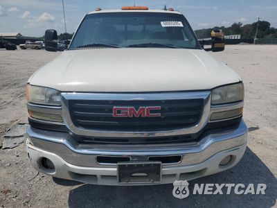 Piąte zdjęcie samochodu w środku: 2007 GMC NEW SIERRA K3500 VIN:1GTJK33D87F150847 - miniatura
