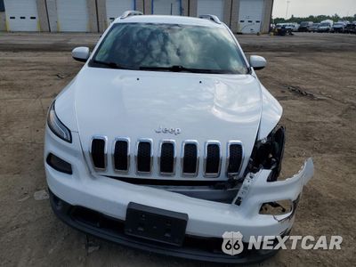 Piąte zdjęcie samochodu w środku: 2016 JEEP CHEROKEE LATITUDE VIN:1C4PJMCB4GW368141 - miniatura