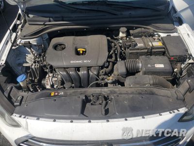 Zdjęcie 11 z 12 samochodu: 2017 HYUNDAI ELANTRA SE VIN:5NPD84LF5HH036427 - miniatura