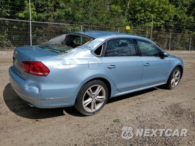 Trzecie zdjęcie samochodu z tyłu: 2013 VOLKSWAGEN PASSAT SEL VIN:1VWCM7A30DC003405 - miniatura