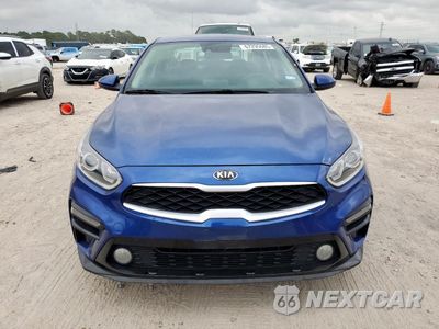 Piąte zdjęcie samochodu w środku: 2020 KIA FORTE FE VIN:3KPF24AD1LE227464 - miniatura
