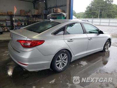 Trzecie zdjęcie samochodu z tyłu: 2017 HYUNDAI SONATA SE VIN:5NPE24AF0HH567382 - miniatura
