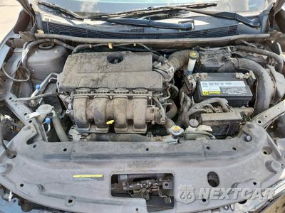 Zdjęcie 11 z 14 samochodu: 2016 NISSAN SENTRA S VIN:3N1AB7AP9GY303896 - miniatura