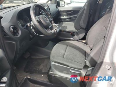 Zdjęcie 7 z 13 samochodu: 2023 MERCEDES-BENZ METRIS VIN:W1YV0CEY0P4256711 - miniatura