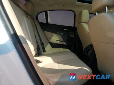 Zdjęcie 10 z 13 samochodu: 2018 JAGUAR XE VIN:SAJAR4FXXJCP30313 - miniatura