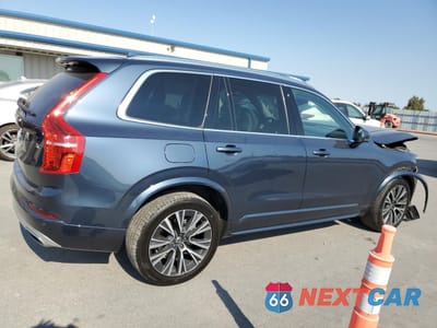 Trzecie zdjęcie samochodu z tyłu: 2021 VOLVO XC90 T6 MOMENTUM VIN:YV4A22PK5M1751013 - miniatura