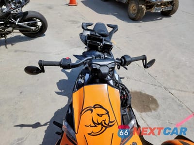 Piąte zdjęcie samochodu w środku: 2022 CAN-AM RYKER SPORT VIN:3JB2JEG24NJ001011 - miniatura