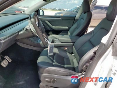 Zdjęcie 7 z 12 samochodu: 2024 TESLA MODEL Y VIN:7SAYGDEF6RA267029 - miniatura
