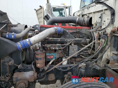 Zdjęcie 7 z 10 samochodu: 1996 INTERNATIONAL 9000 9400 VIN:2HSFHAERXTC010751 - miniatura