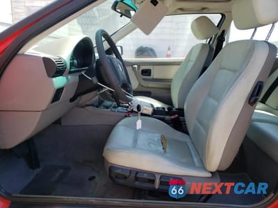 Zdjęcie 7 z 12 samochodu: 1998 BMW 318TI VIN:WBACG8329WKC84777 - miniatura