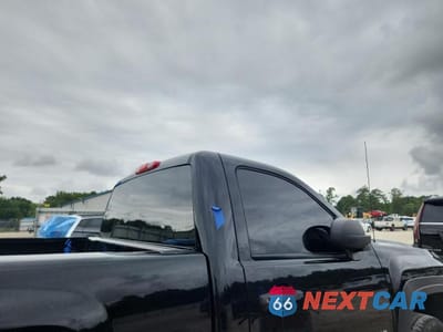 Zdjęcie 10 z 12 samochodu: 2010 CHEV SILVERADO VIN:1GCPCPEX4AZ296111 - miniatura