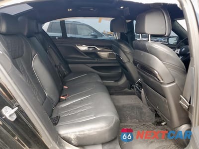 Zdjęcie 10 z 14 samochodu: 2022 BMW 750 XI VIN:WBA7U2C08NCJ65713 - miniatura