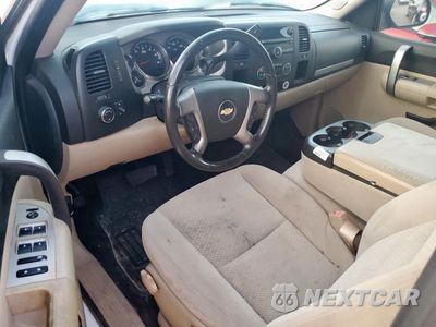Zdjęcie 8 z 12 samochodu: 2007 CHEVROLET SILVERADO C1500 VIN:2GCEC19C271619665 - miniatura