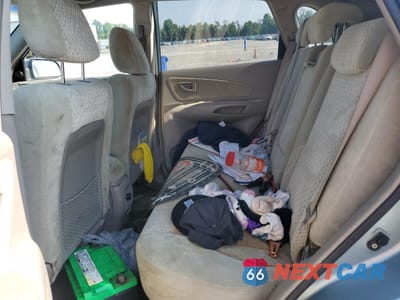 Zdjęcie 11 z 14 samochodu: 2005 HYUNDAI TUCSON GLS VIN:KM8JN72D05U139135 - miniatura