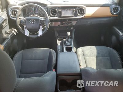 Zdjęcie 8 z 12 samochodu: 2017 TOYOTA TACOMA DOUBLE CAB VIN:5TFAZ5CN8HX048430 - miniatura
