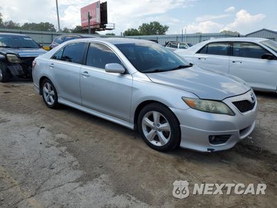 Czwarte zdjęcie samochodu z boku: 2011 TOYOTA CAMRY BASE VIN:4T1BF3EKXBU151910 - miniatura