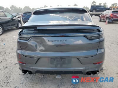 Zdjęcie 6 z 14 samochodu: 2023 PORSCHE CAYENNE GTS COUPE VIN:WP1BG2AY5PDA33226 - miniatura