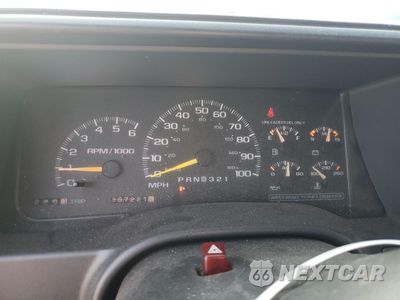 Zdjęcie 9 z 15 samochodu: 1999 CHEVROLET GMT-400 K1500 VIN:1GCEK19R2XR130715 - miniatura