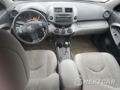 Zdjęcie 8 z 12 samochodu: 2012 TOYOTA RAV4 VIN:2T3BF4DV2CW215500 - miniatura