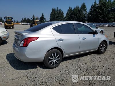 Trzecie zdjęcie samochodu z tyłu: 2013 NISSAN VERSA S VIN:3N1CN7AP5DL868395 - miniatura