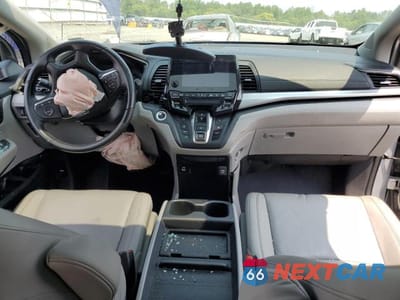 Zdjęcie 8 z 13 samochodu: 2021 HONDA ODYSSEY EXL VIN:5FNRL6H75MB021856 - miniatura