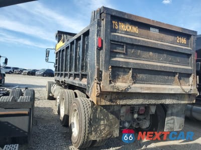 Trzecie zdjęcie samochodu z tyłu: 2021 INTERNATIONAL HX620 - CONSTRUCTION TRUCKS VIN:3HTDTAPTXMN050421 - miniatura