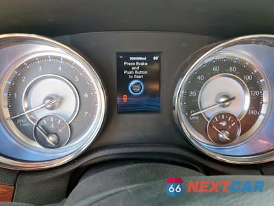 Zdjęcie 9 z 12 samochodu: 2012 CHRYSLER 300 LIMITED VIN:2C3CCACGXCH199369 - miniatura