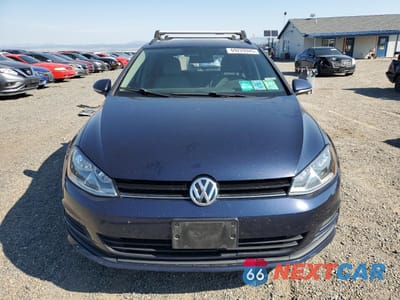 Piąte zdjęcie samochodu w środku: 2015 VOLKSWAGEN GOLF SPORTWAGEN TDI S VIN:3VWFA7AU0FM504424 - miniatura