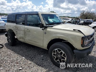 Czwarte zdjęcie samochodu z boku: 2025 FORD BRONCO OUTER BANKS VIN:1FMEE8BPXSLA68142 - miniatura