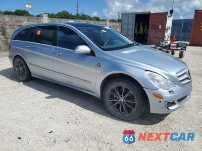 Czwarte zdjęcie samochodu z boku: 2007 MERCEDES-BENZ R 350 VIN:4JGCB65E77A059190 - miniatura