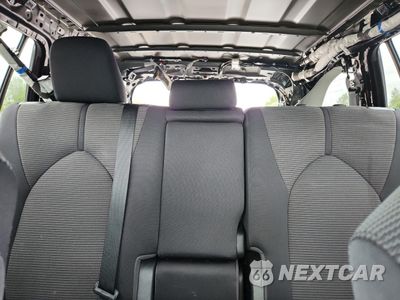 Zdjęcie 10 z 15 samochodu: 2023 TOYOTA HIGHLANDER L VIN:5TDKDRAH1PS510936 - miniatura