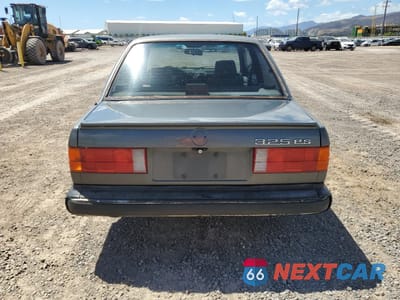 Zdjęcie 6 z 12 samochodu: 1986 BMW 325 E VIN:WBAAB5407G9633572 - miniatura