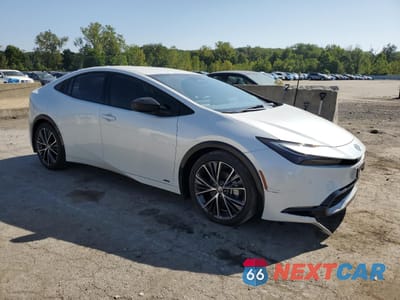 Czwarte zdjęcie samochodu z boku: 2024 TOYOTA PRIUS LE VIN:JTDADABU2R3014573 - miniatura