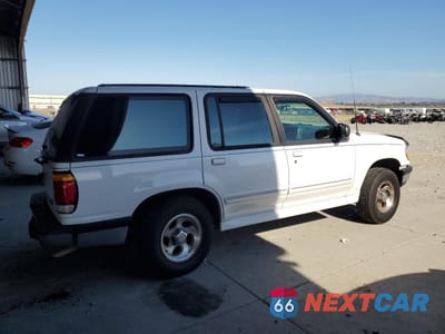 Trzecie zdjęcie samochodu z tyłu: 1996 FORD EXPLORER VIN:1FMDU34X2TZA58721 - miniatura