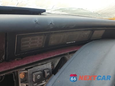 Zdjęcie 9 z 12 samochodu: 1989 BUICK REGAL CUSTOM VIN:2G4WB14T2K1481242 - miniatura