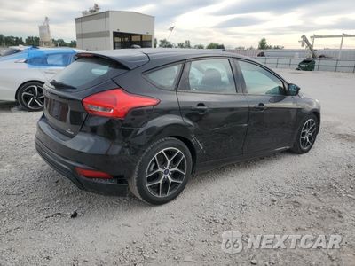 Trzecie zdjęcie samochodu z tyłu: 2015 FORD FOCUS SE VIN:1FADP3K23FL341046 - miniatura