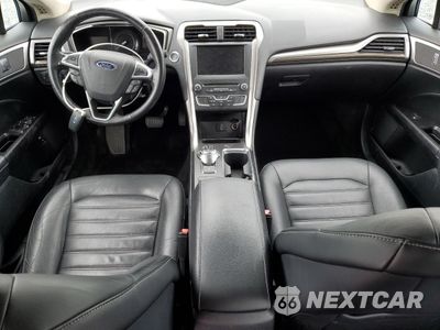 Zdjęcie 8 z 12 samochodu: 2018 FORD FUSION SE HYBRID VIN:3FA6P0LU8JR118860 - miniatura