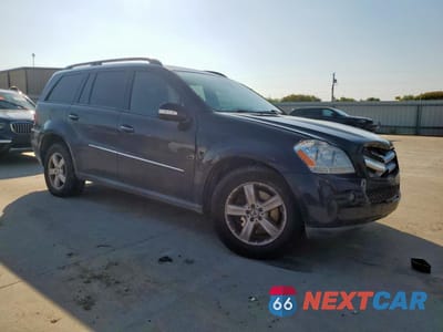 Czwarte zdjęcie samochodu z boku: 2007 MERCEDES-BENZ GL 450 4MATIC VIN:4JGBF71E17A284958 - miniatura