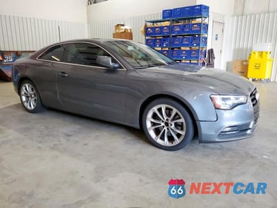 Czwarte zdjęcie samochodu z boku: 2013 AUDI A5 PREMIUM PLUS VIN:WAULFAFR9DA000566 - miniatura