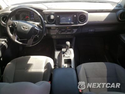 Zdjęcie 8 z 13 samochodu: 2019 TOYOTA TACOMA DOUBLE CAB VIN:5TFAX5GNXKX155020 - miniatura