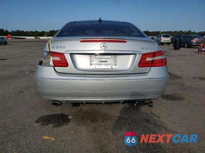 Zdjęcie 6 z 13 samochodu: 2012 MERCEDES-BENZ E 350 4MATIC VIN:WDDKJ8JB7CF168682 - miniatura