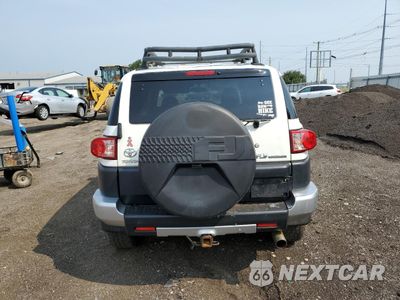 Zdjęcie 6 z 13 samochodu: 2010 TOYOTA FJ CRUISER VIN:JTEBU4BF0AK089592 - miniatura